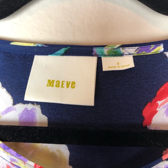 Anthropologie Maeve floral Top - Picture 2 of 3